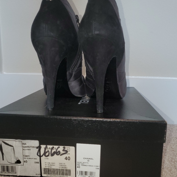Chanel Short Boot Bottines - Picture 3 of 6